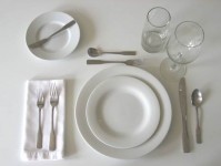 Crockery & Cutlery fully set
